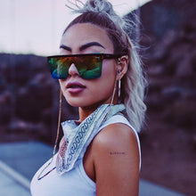 Load image into Gallery viewer, RHINESTONE SUNNIES CHAIN
